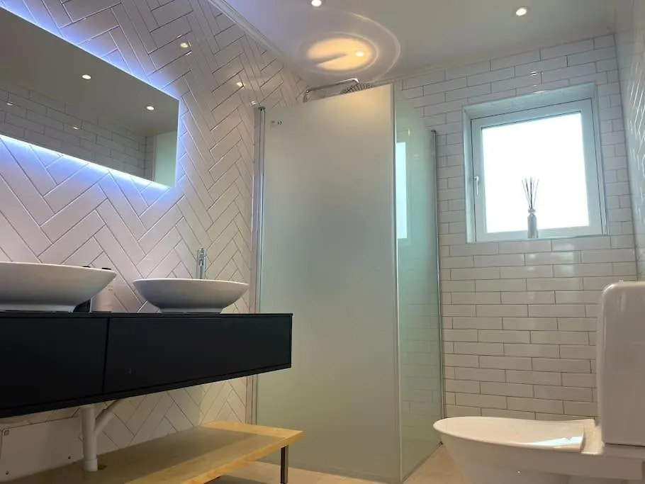 Luxury Villa With Jacuzzi Stockholm