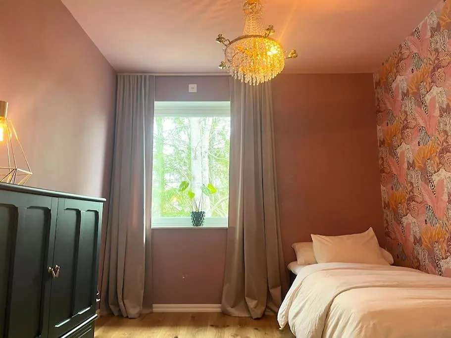 Luxury Villa With Jacuzzi Stockholm