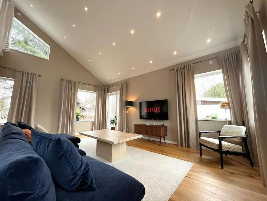 Luxury Villa With Jacuzzi Stockholm