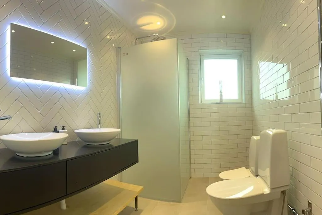 Luxury Villa With Jacuzzi Stockholm