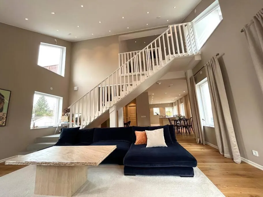 Luxury Villa With Jacuzzi Stockholm